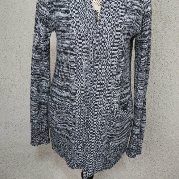 Ambiance* Women's Crochet Knitted Long Sleeve Open Cardigan Sweater~ Size Medium - Picture 2 of 12